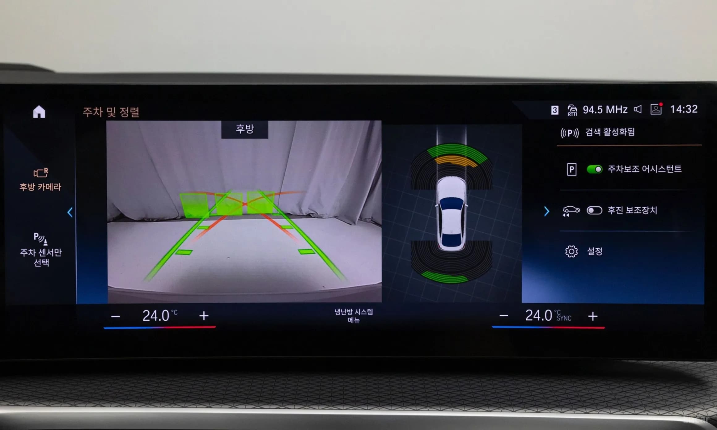 i4