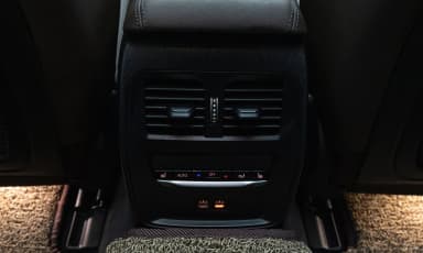 i4
