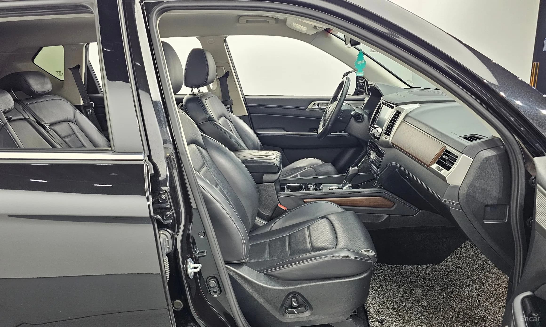 G4 Rexton