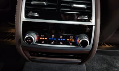 7 Series (G11)
