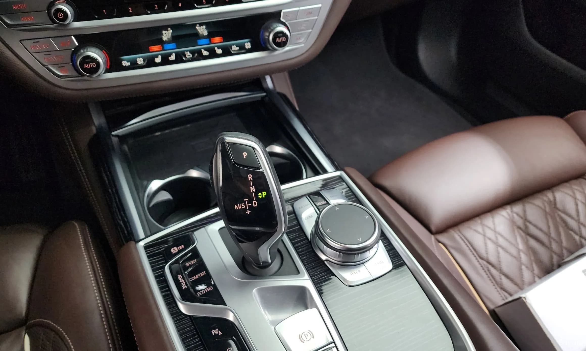 7 Series (G11)
