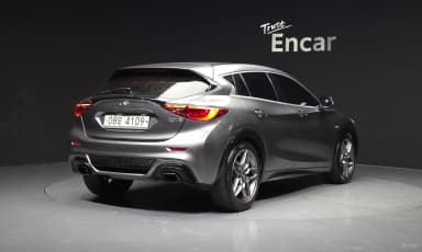 Q30