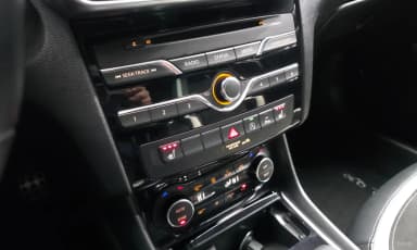 Q30
