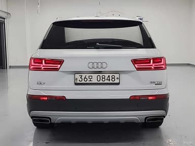 Q7 (4M)