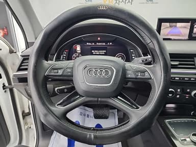 Q7 (4M)
