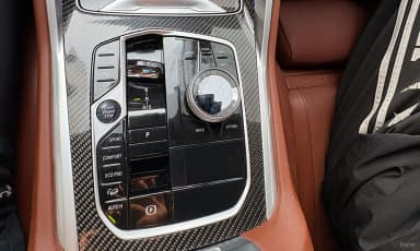 X6 (G06)