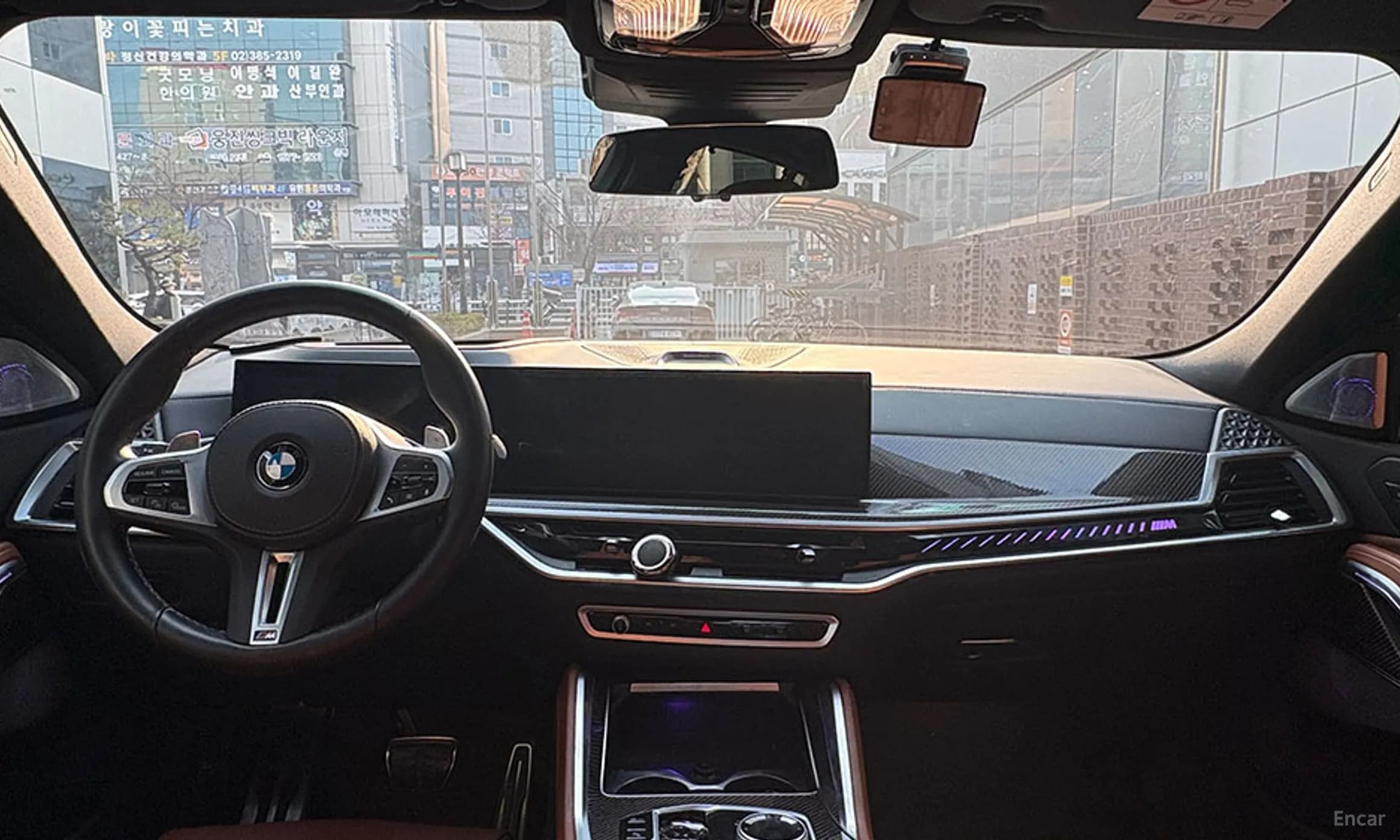 X6 (G06)