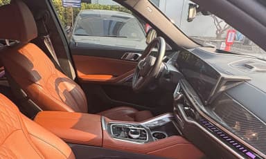 X6 (G06)