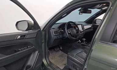Rexton Sports Khan