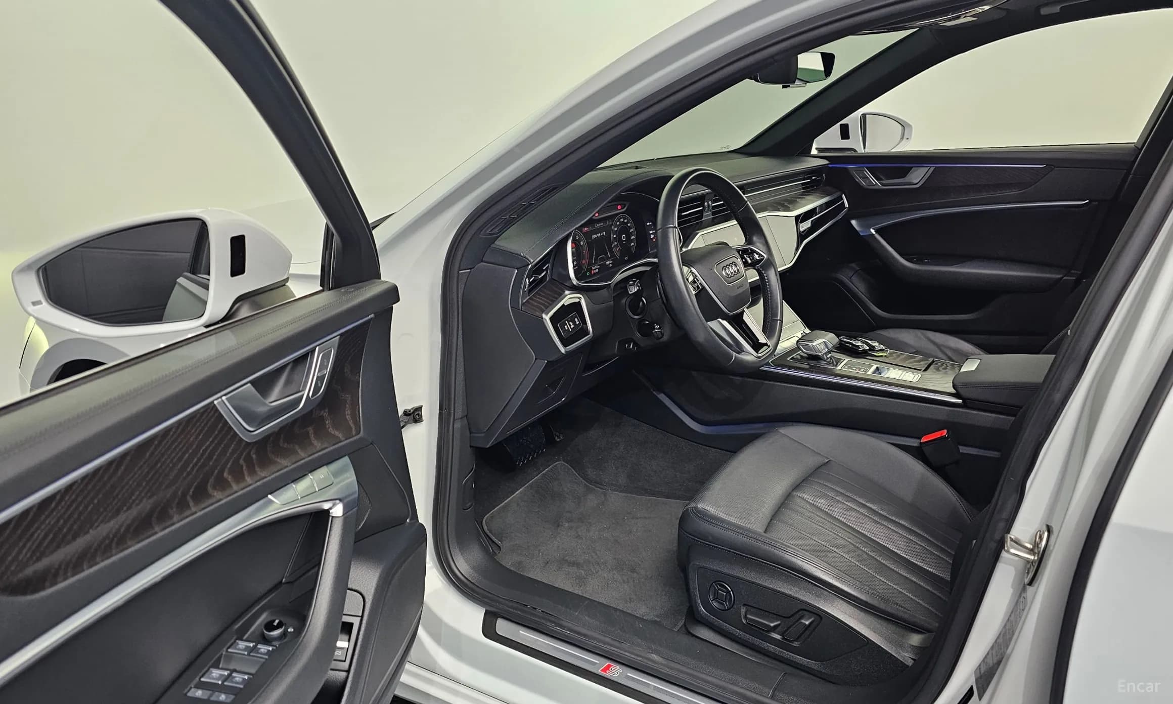 A6 (C8)