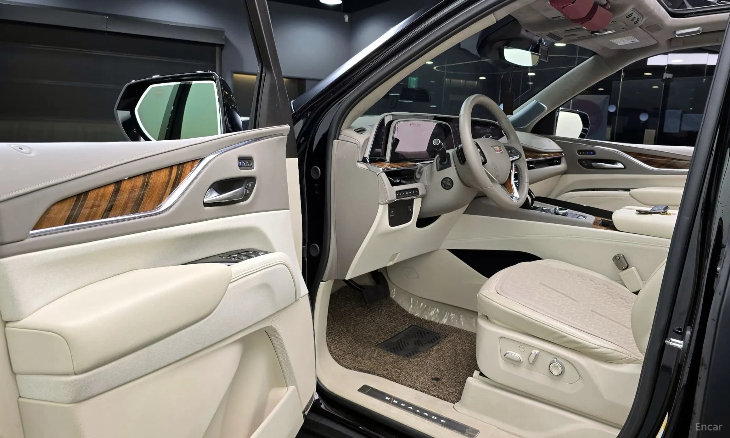 Escalade 5th Generation