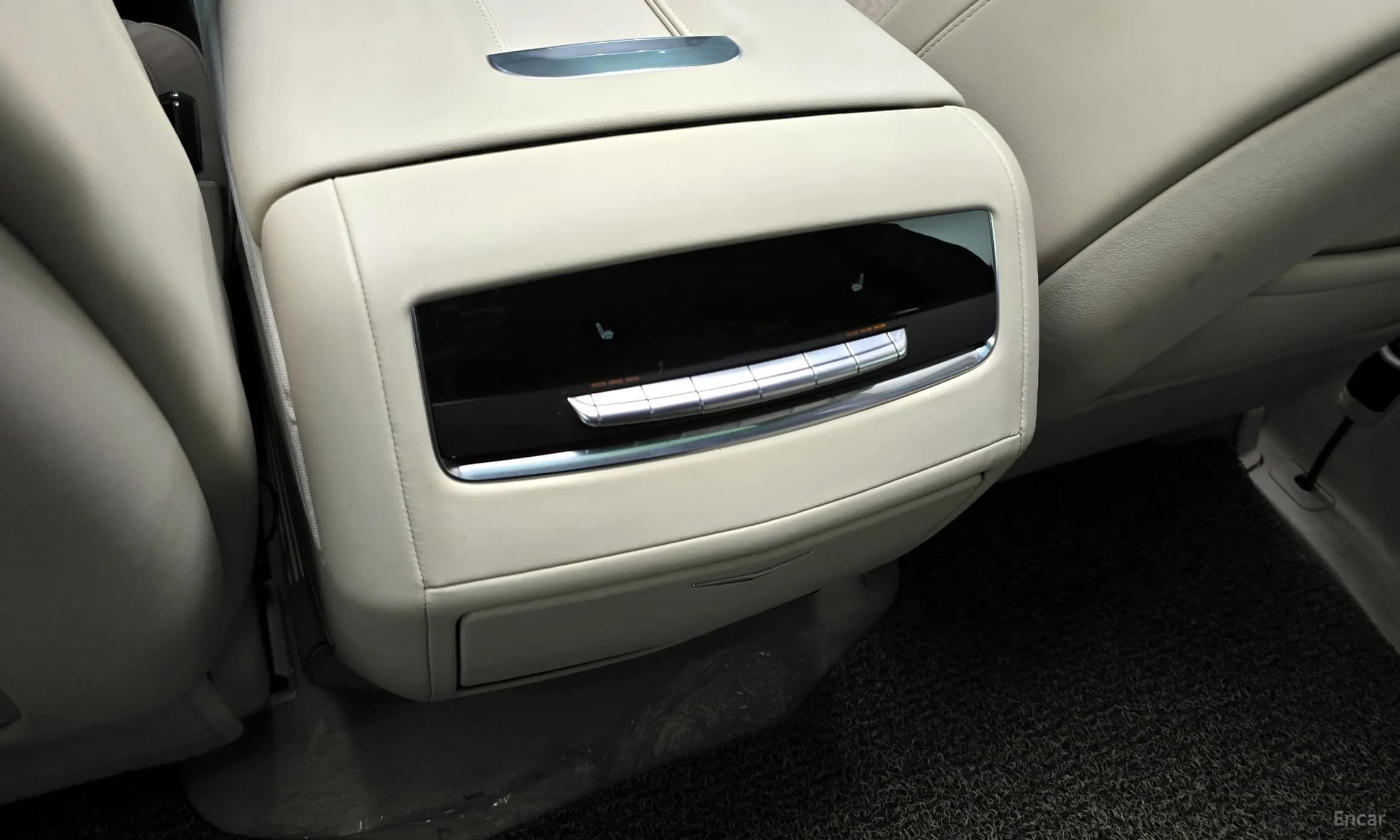 Escalade 5th Generation