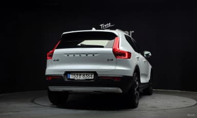 XC40