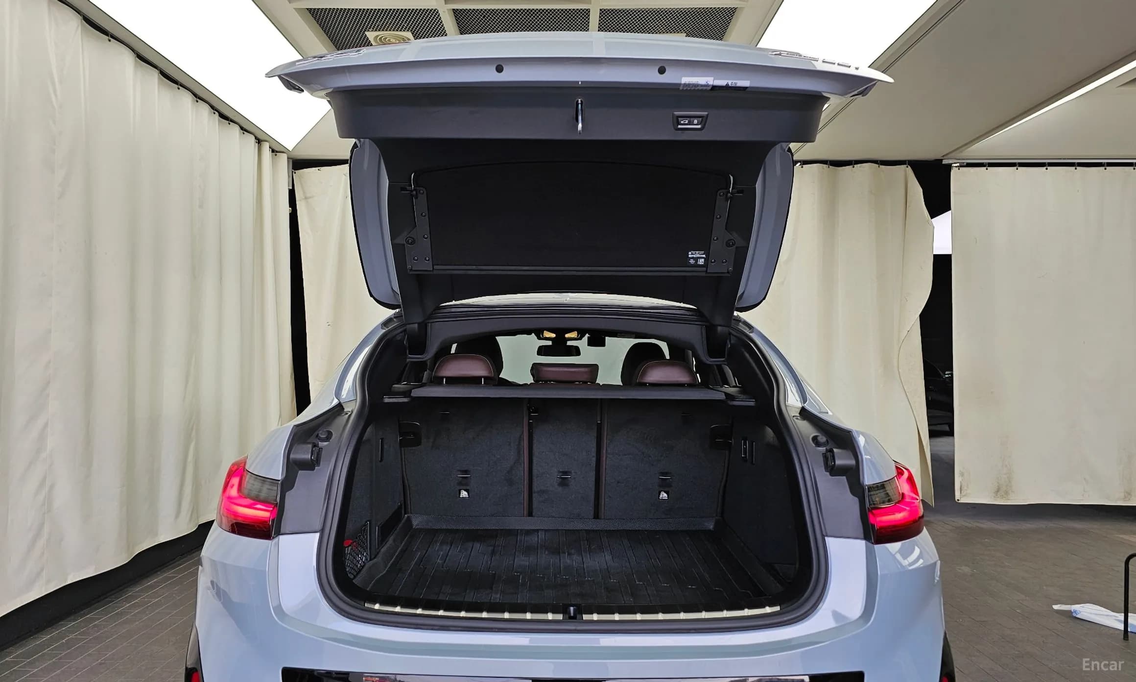 X4 (G02)