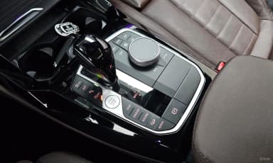 X4 (G02)