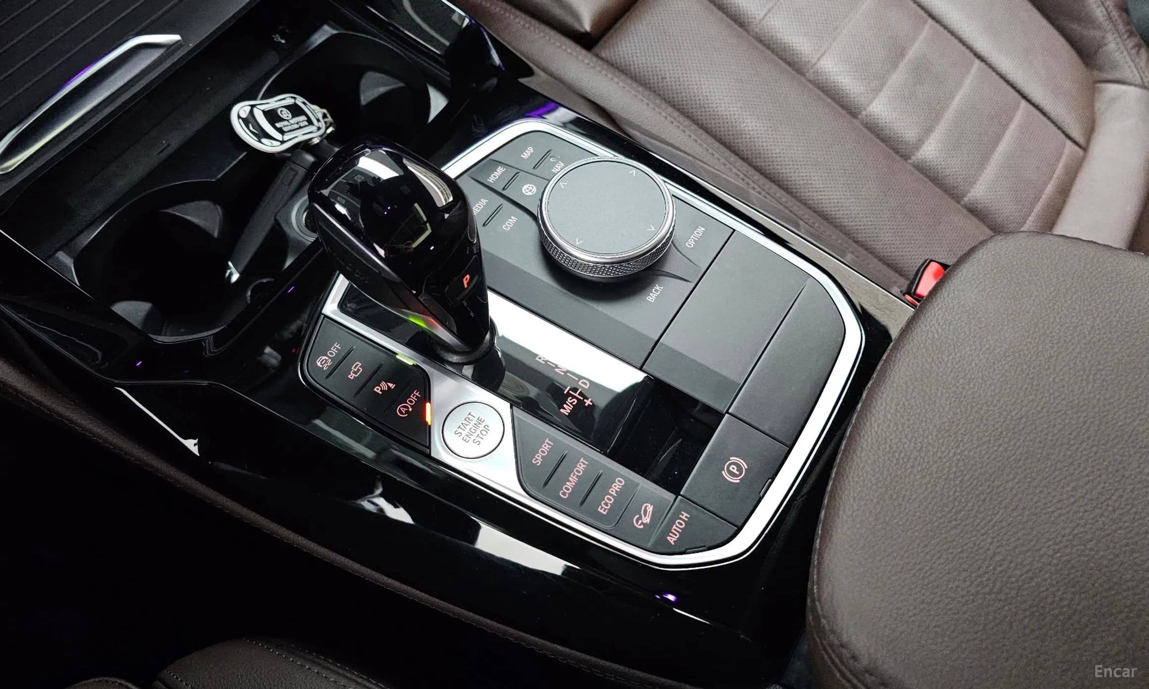 X4 (G02)