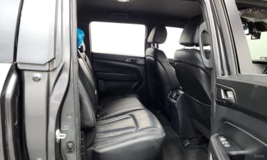 Rexton Sports Khan