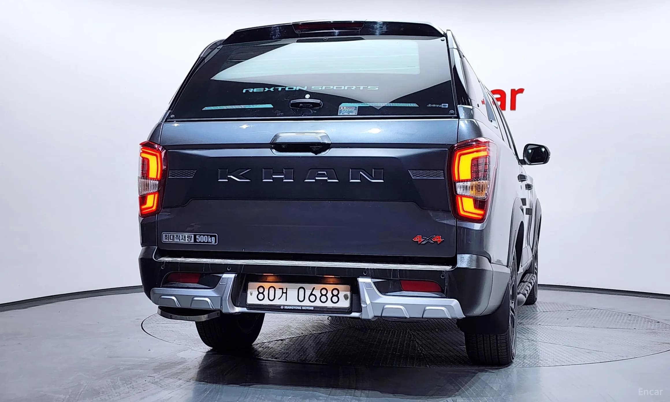 Rexton Sports Khan