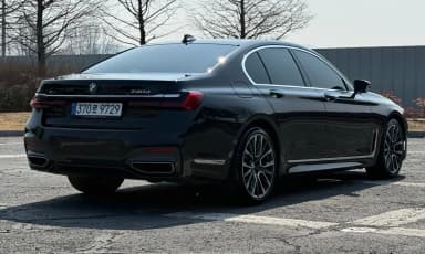 7 Series (G11)
