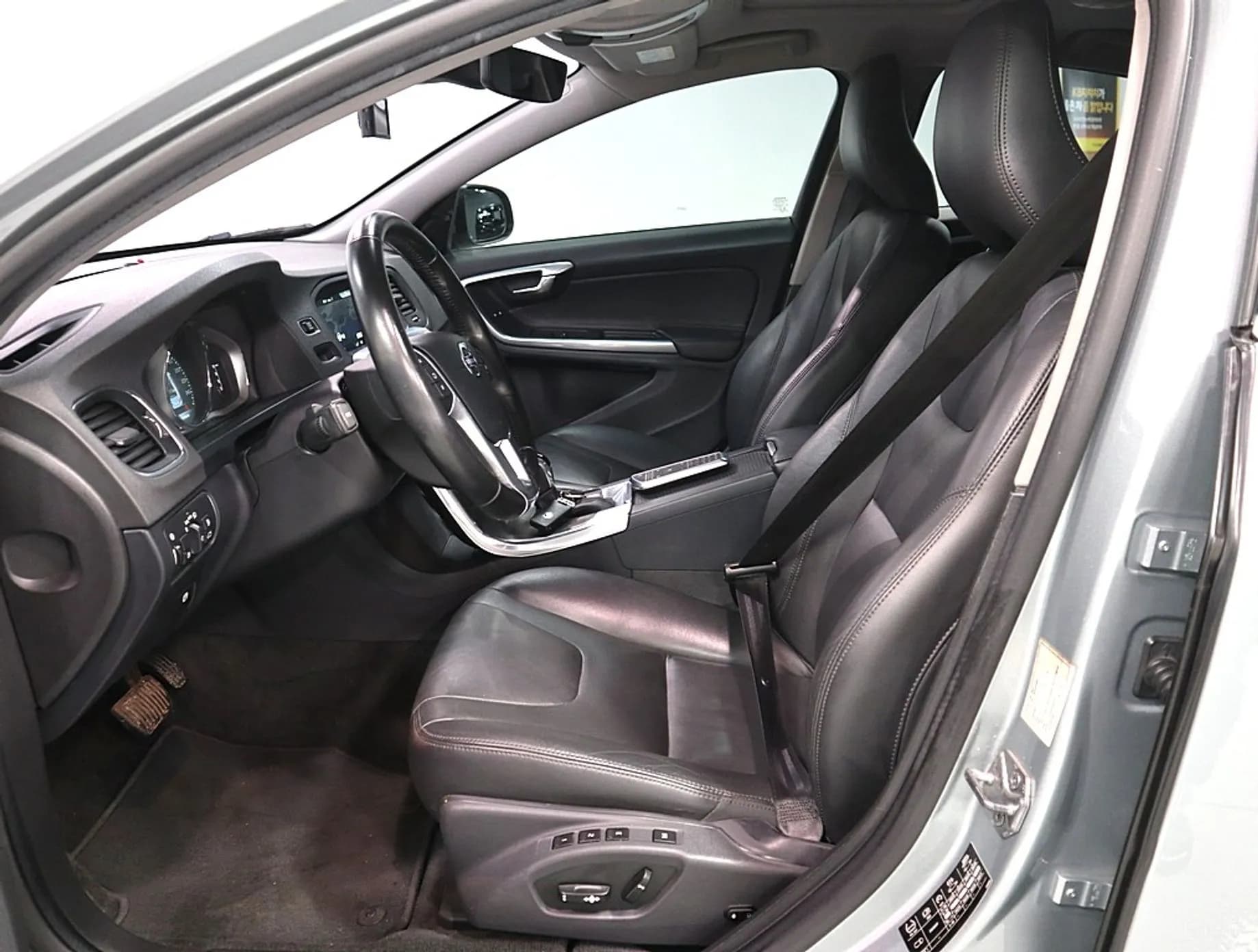 S60