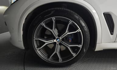 X5 (G05)