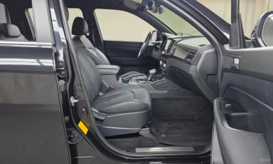 Rexton Sports Khan