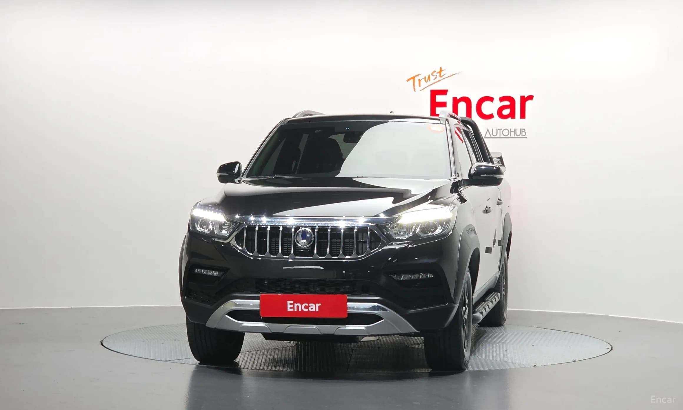 Rexton Sports Khan