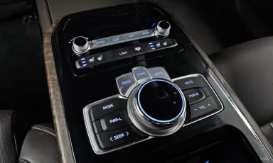 G90