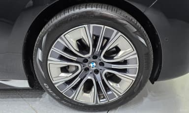 7 Series (G70)
