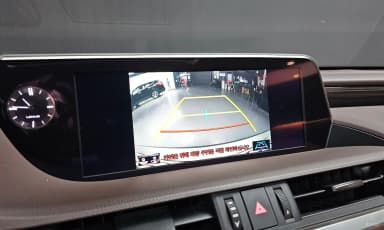 ES300h 7th Generation