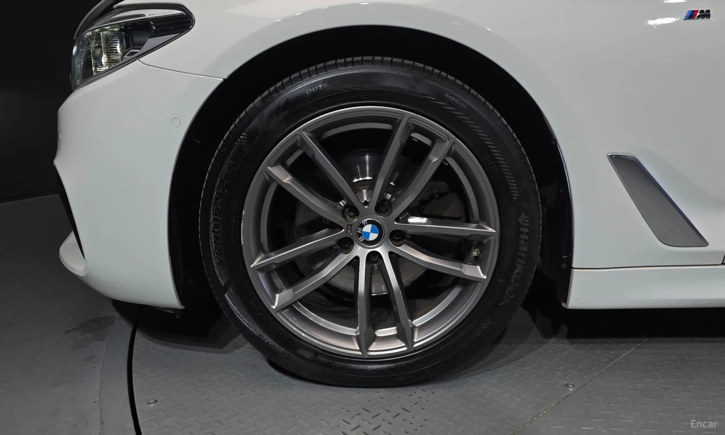 5 Series (G30)