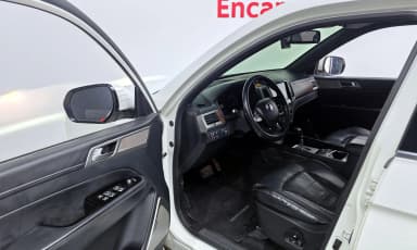 G4 Rexton