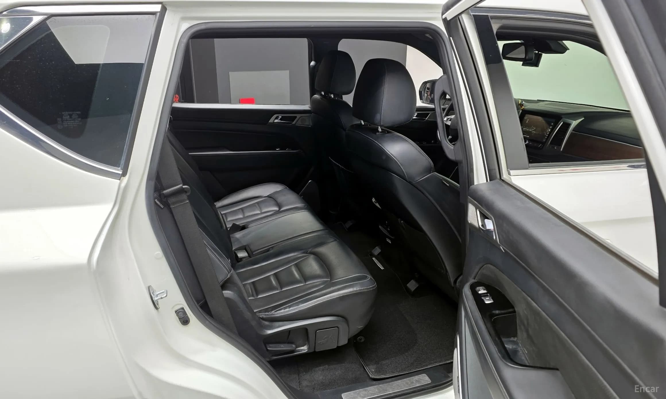 G4 Rexton