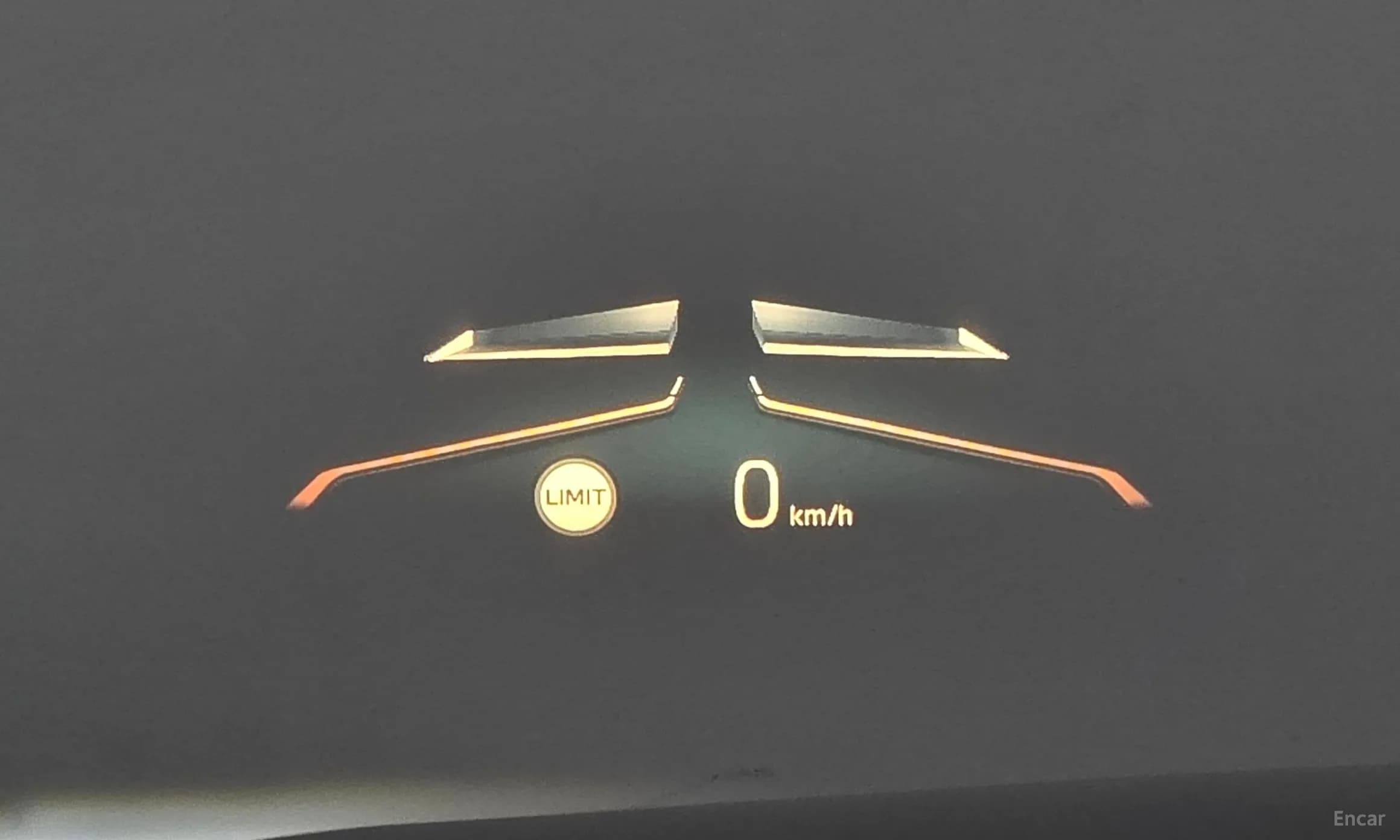 i4