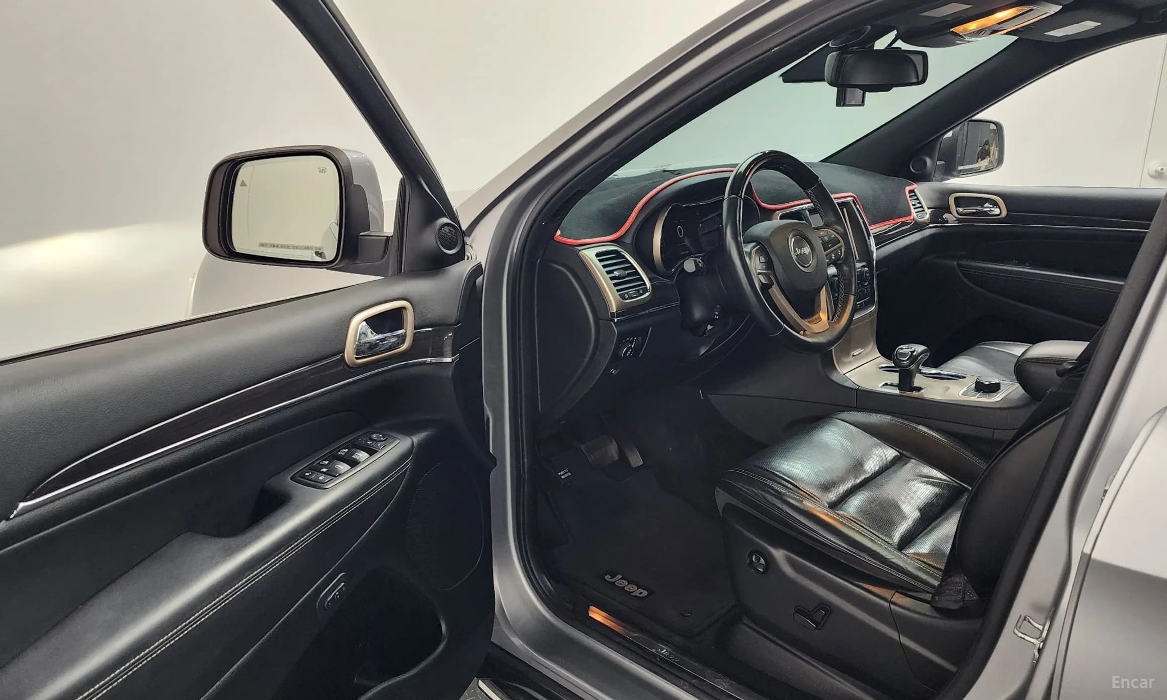 Grand Cherokee