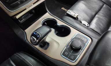 Grand Cherokee