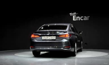 ES300h 7th Generation