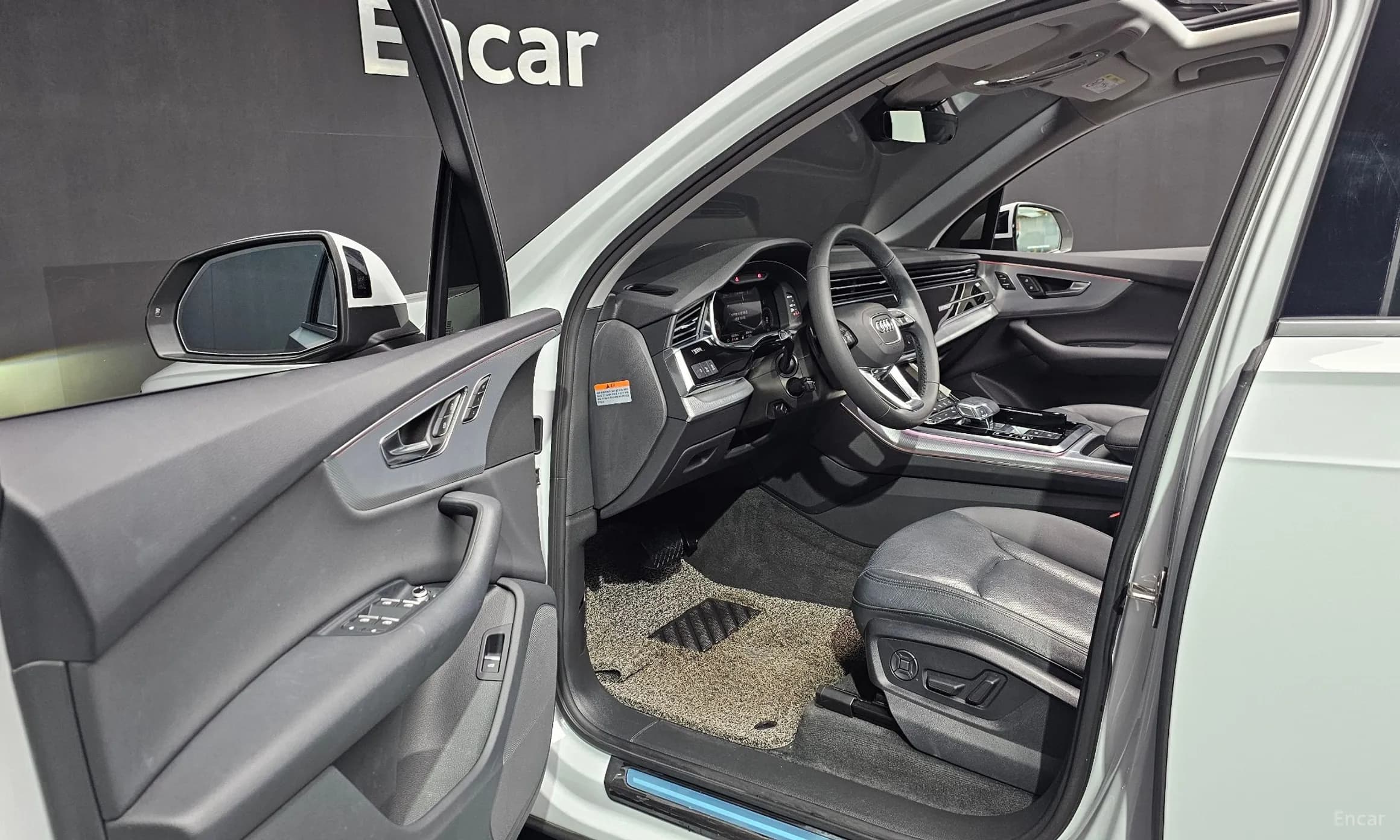 Q7 (4M)