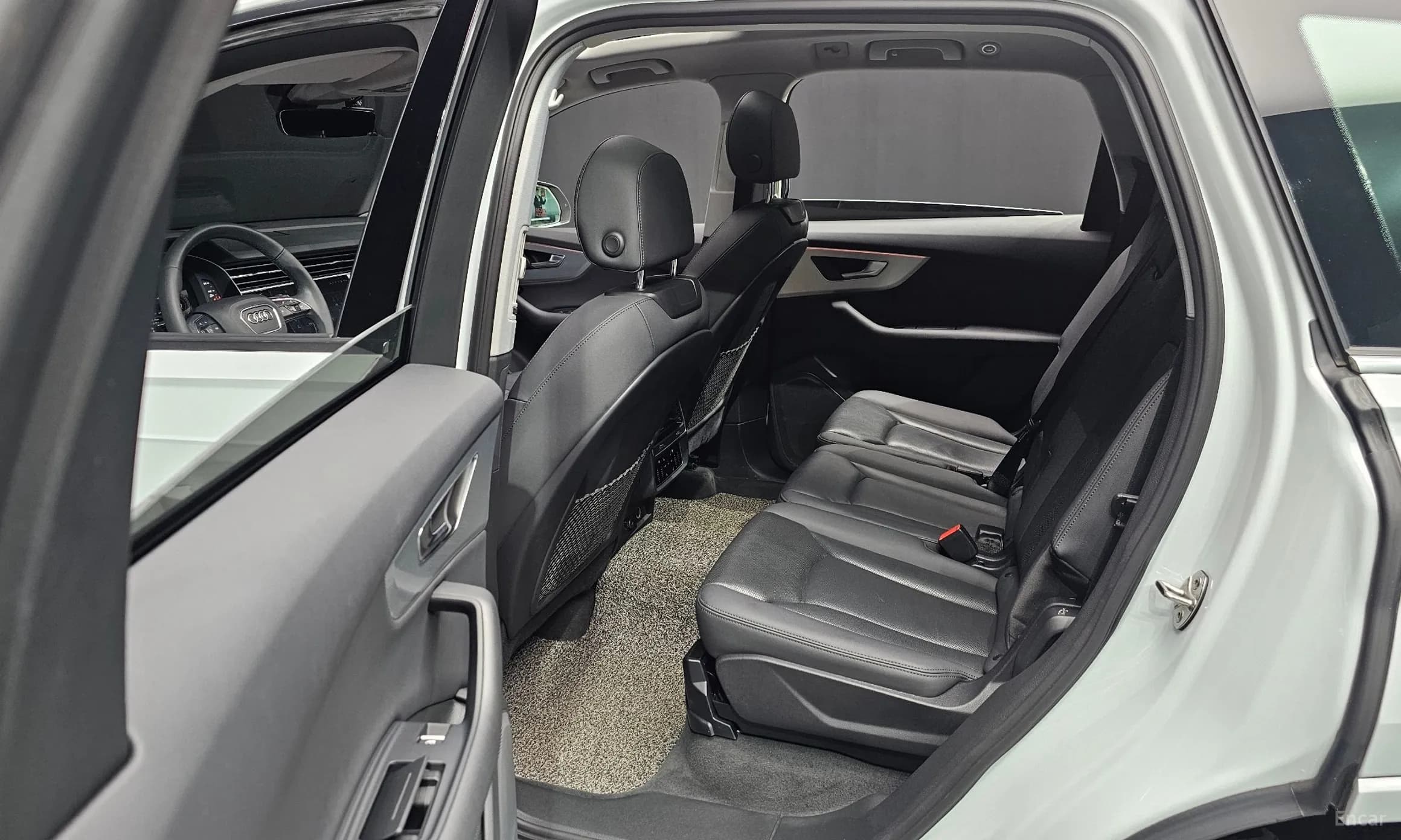 Q7 (4M)