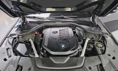 7 Series (G11)
