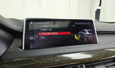 X6 (F16)