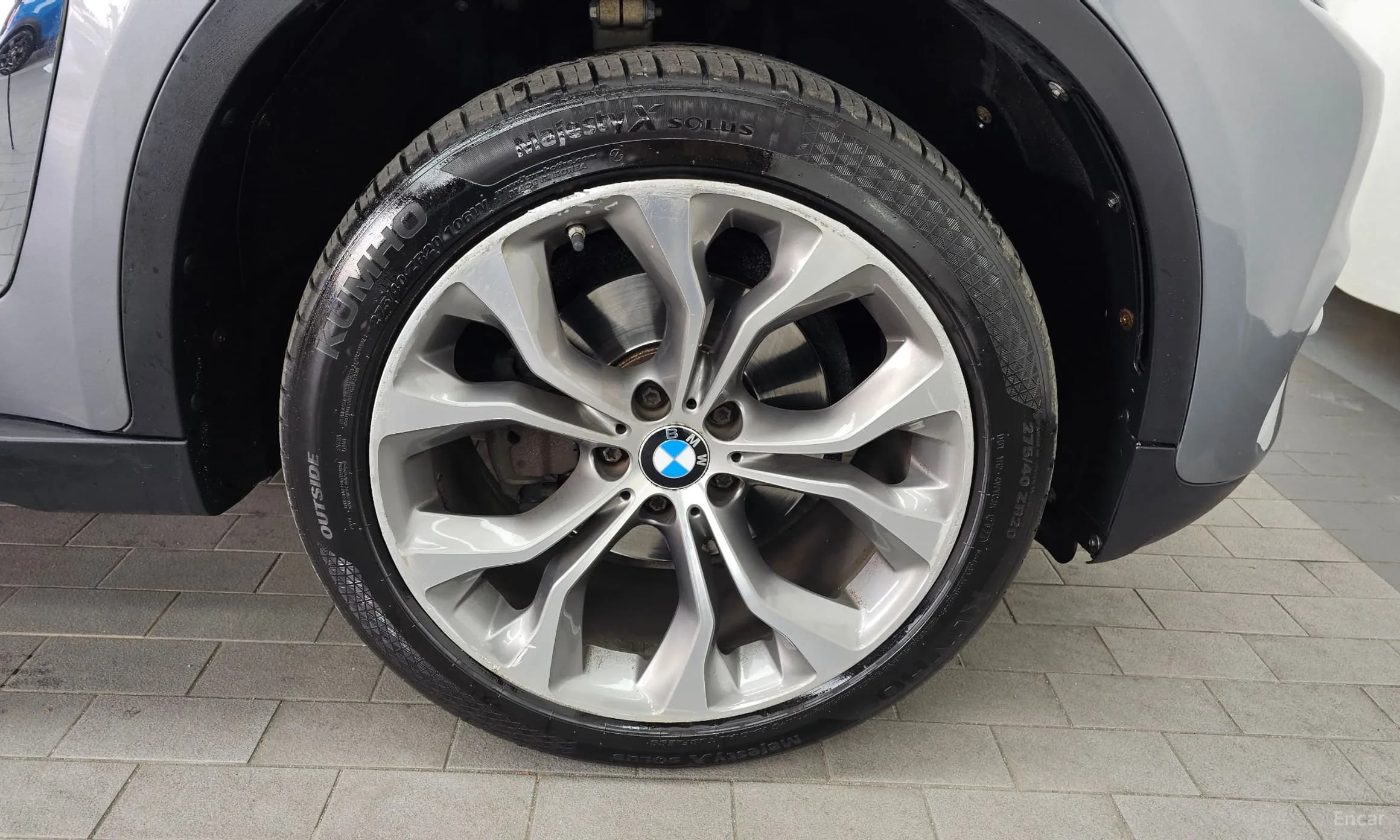 X6 (F16)