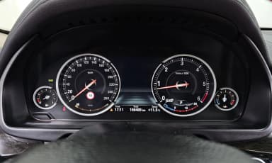 X6 (F16)