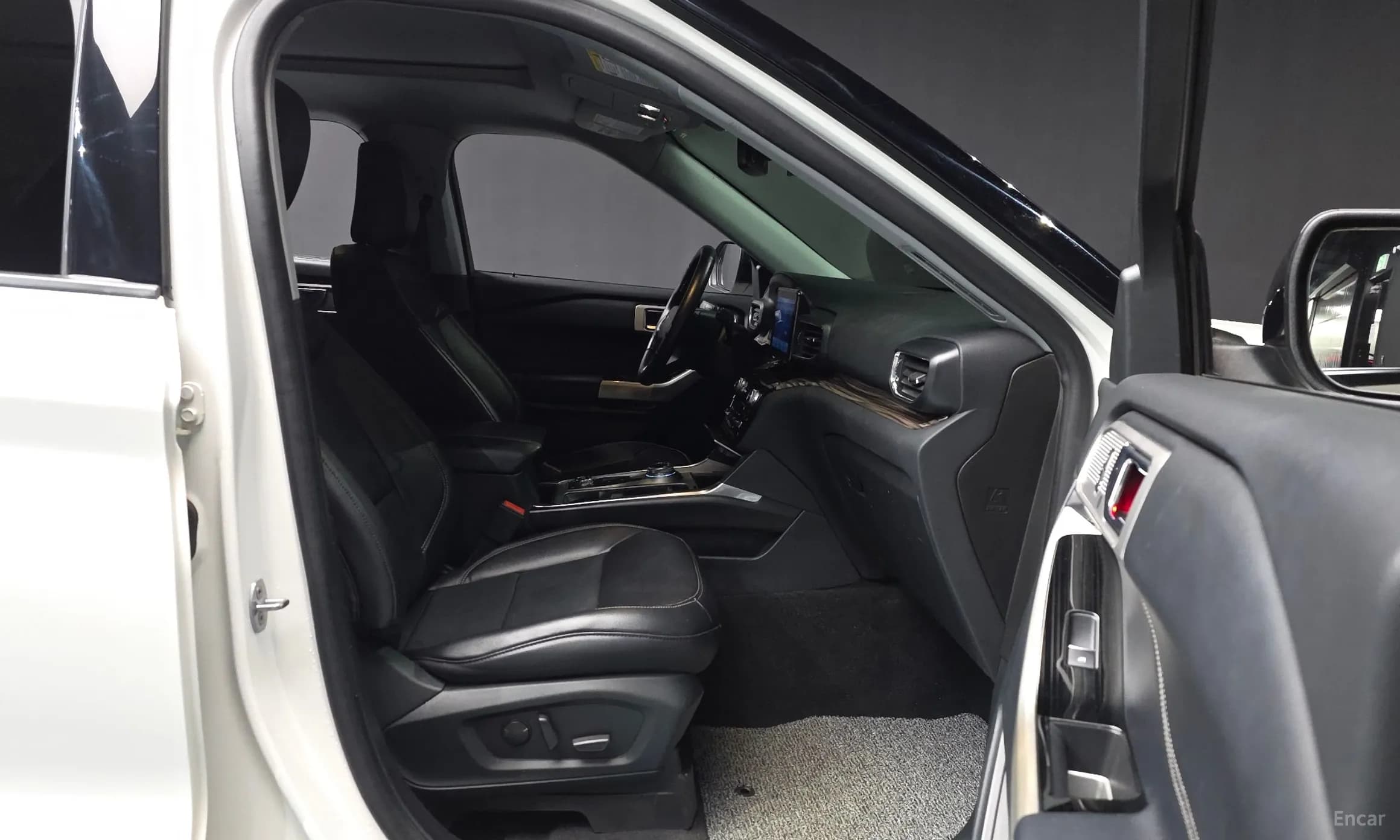 Explorer 6th Generation