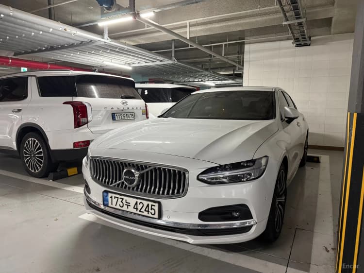 S90