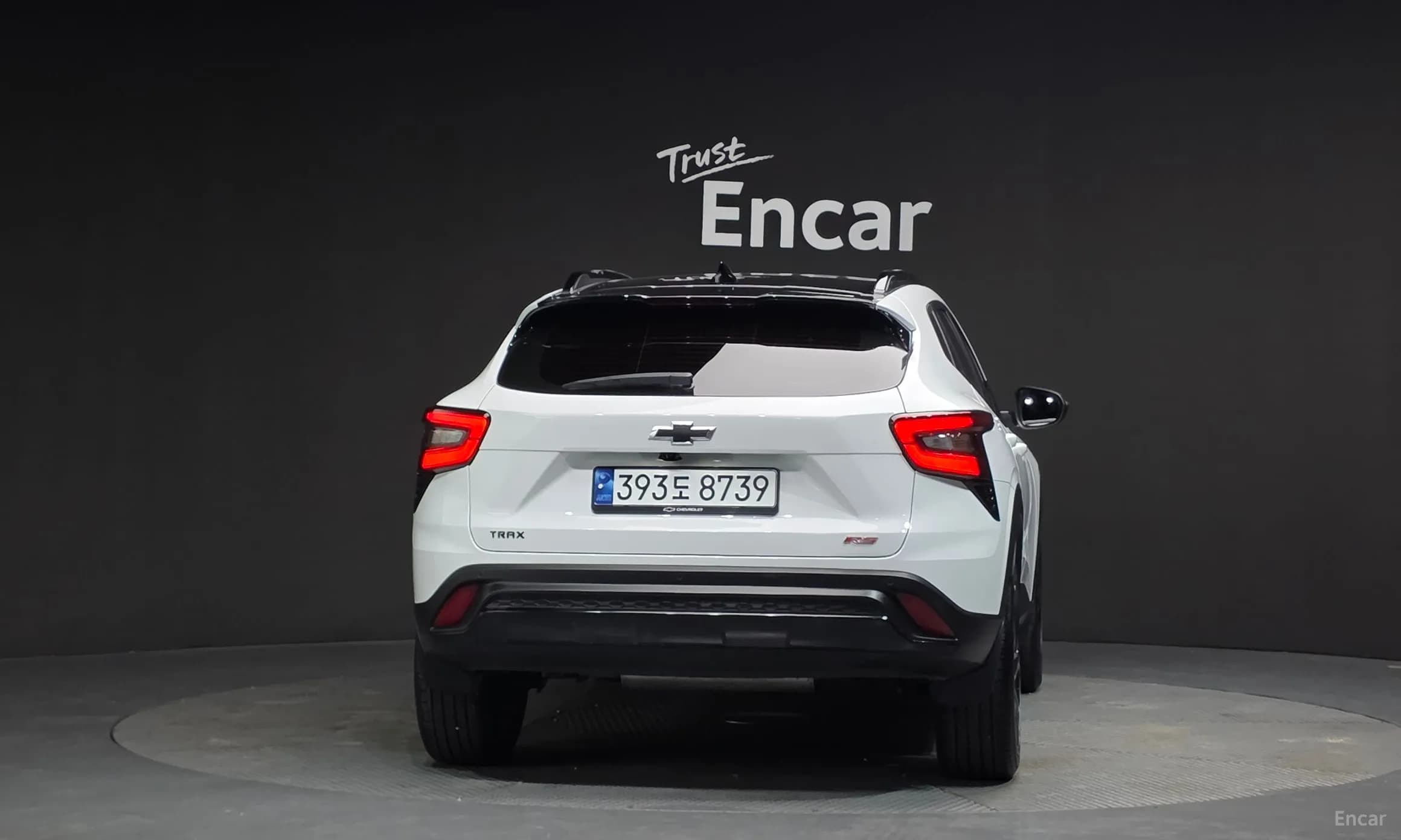 Trax Crossover