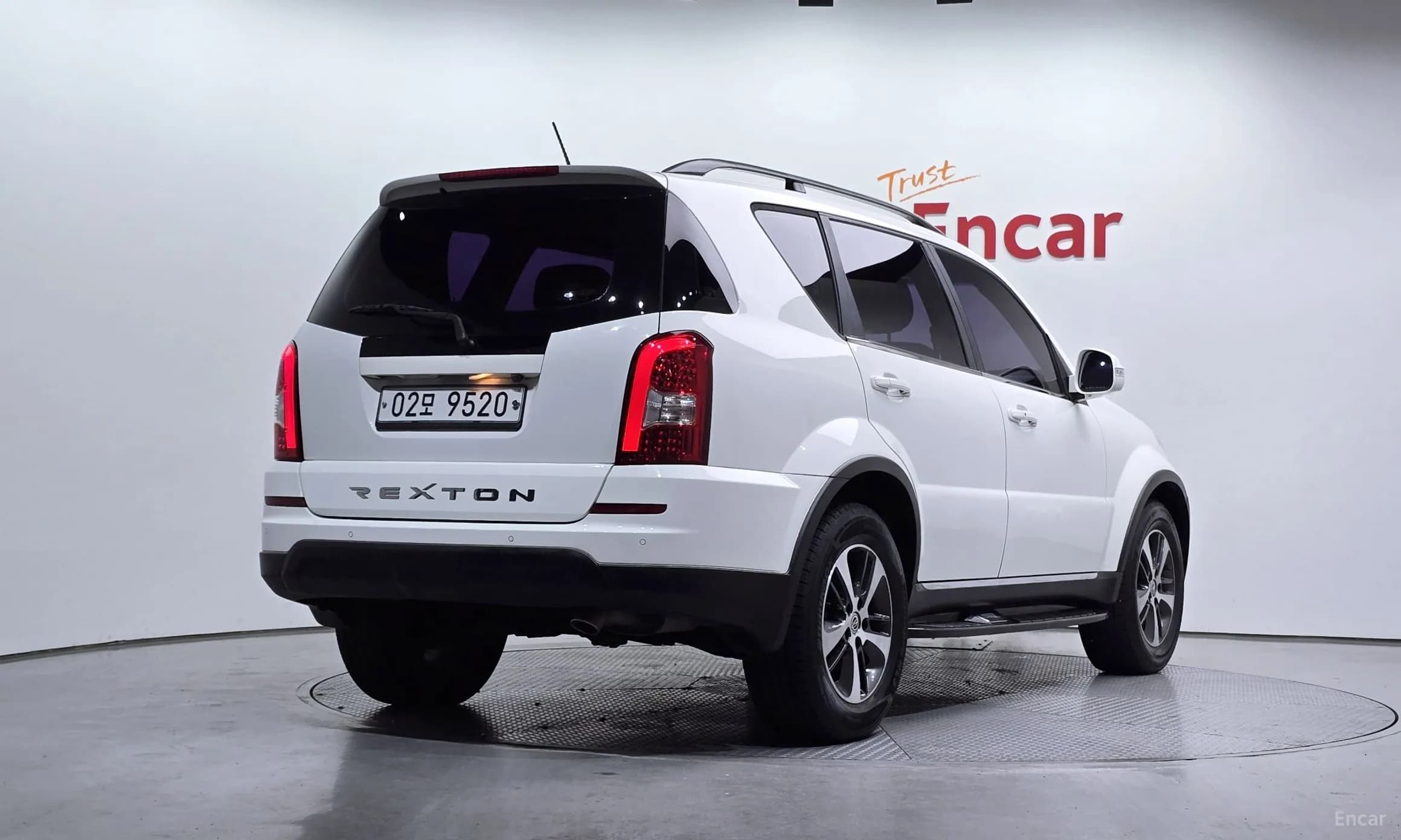Rexton W