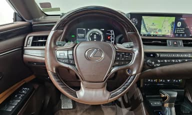 ES300h 7th Generation