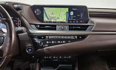 ES300h 7th Generation