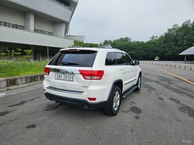 Grand Cherokee